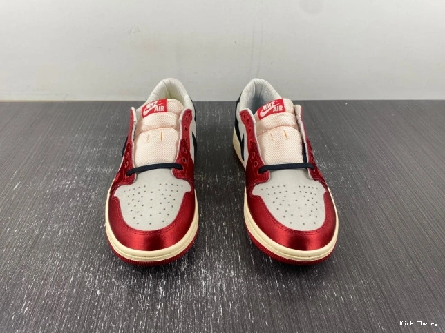 Kicked Out Shoe Store OG Room Trophy Air FN0432-100 Away Jordan 1 x Low 0713